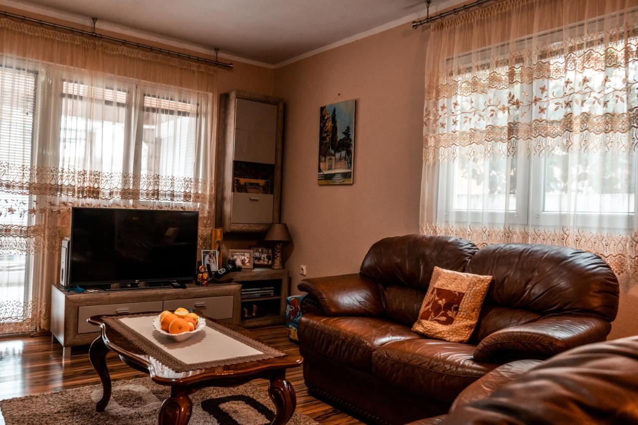Apartments Marijana Τίβατ Εξωτερικό φωτογραφία