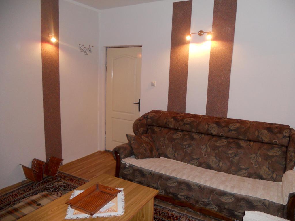 Apartments Marijana Τίβατ Εξωτερικό φωτογραφία